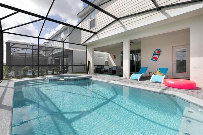 Building Photo - 7227 Oakmoss Loop