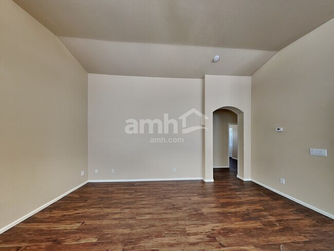 Building Photo - 16151 W Latham St