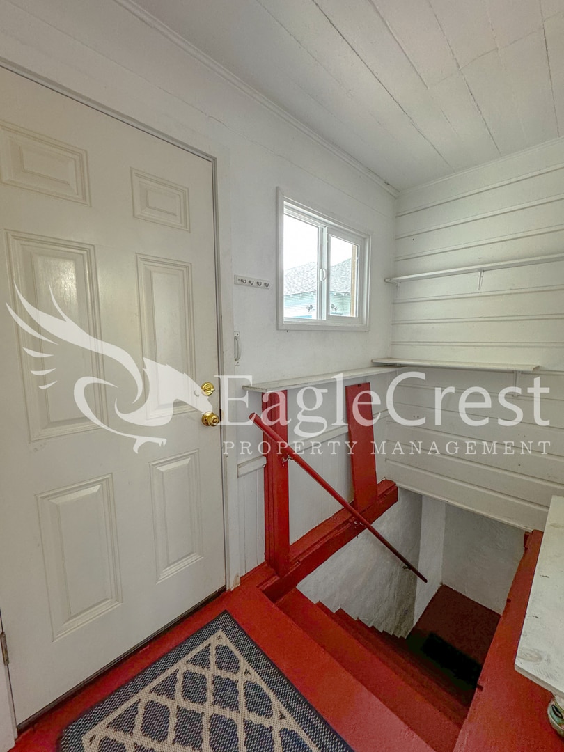 Building Photo - Downtown Walla Walla 4 Bedroom Farmhouse with Modern Comforts $200.00 OFF 2nd MONTHS RENT!!!