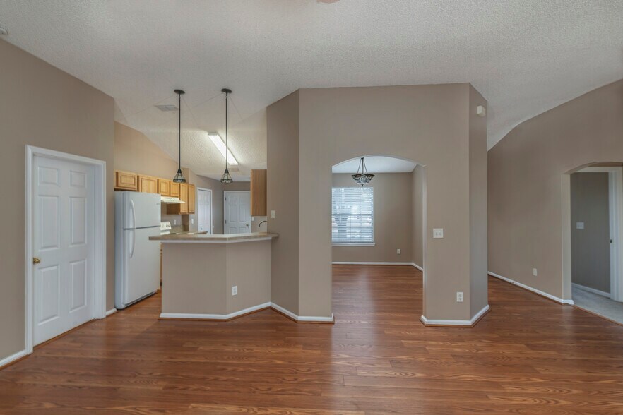 Building Photo - 86016 Graham Court