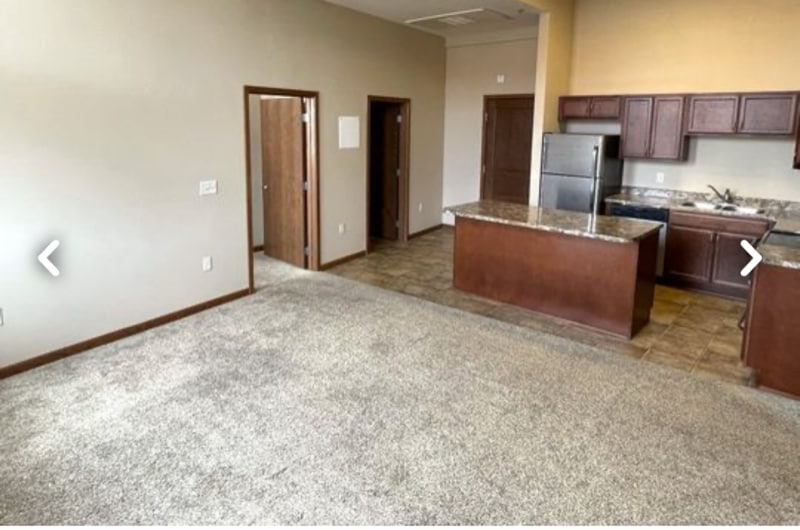 Building Photo - 214 S Kline St