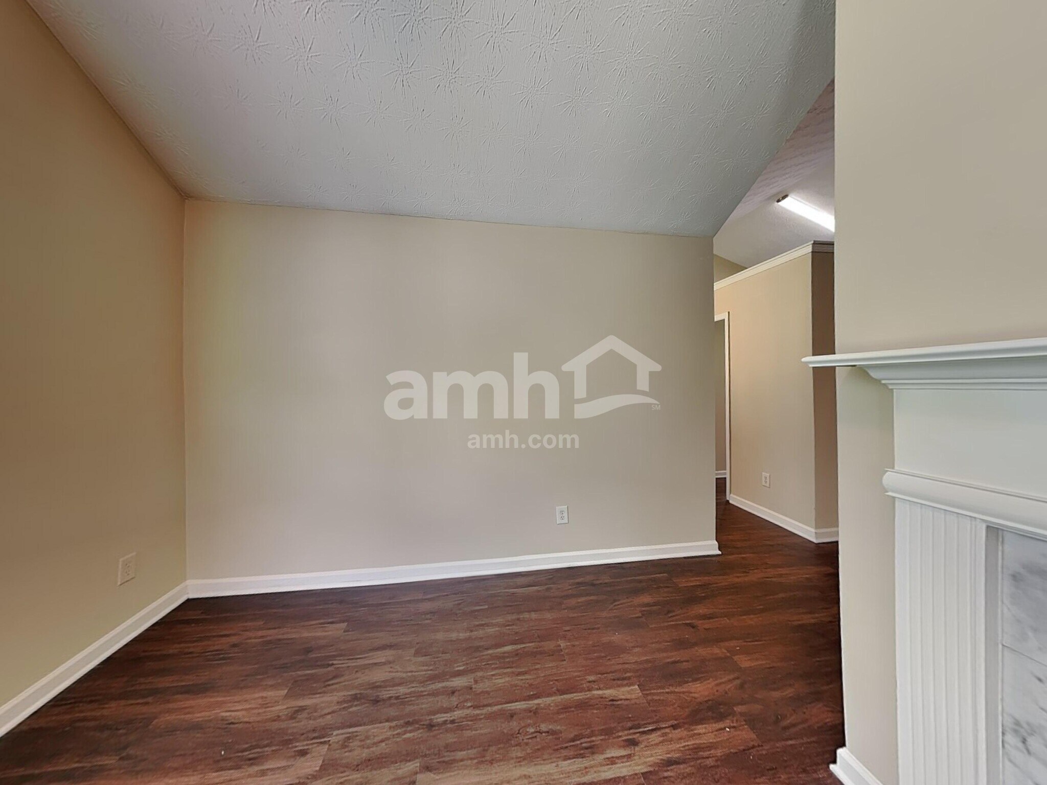 Building Photo - 1795 Charleston Oak Cir
