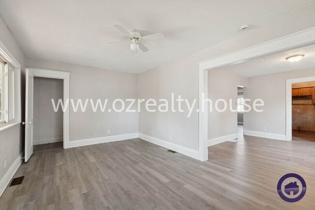 Building Photo - 1214 Slater St