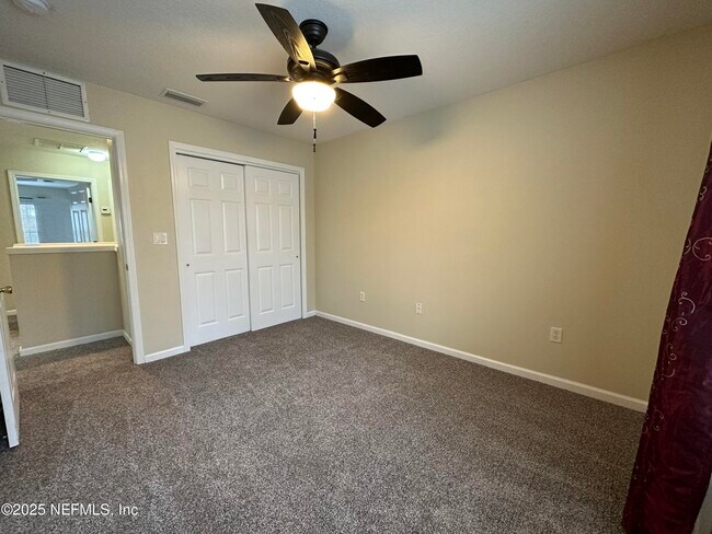 Building Photo - 11197 Castlemain Cir W