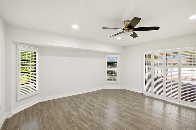 Building Photo - 176 N Waterway Dr NW