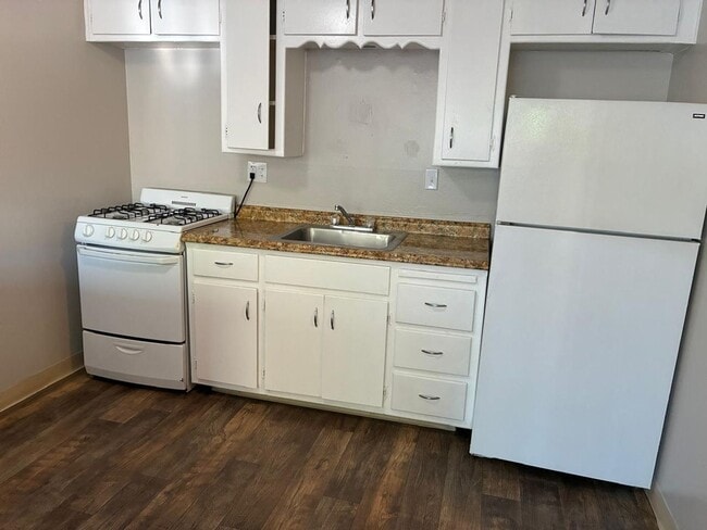 Interior Photo - Parkwood Square Apartments