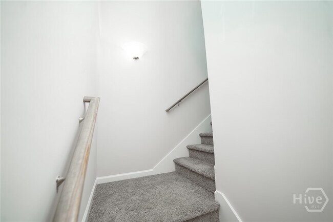 Building Photo - 125 Chilburn Cir