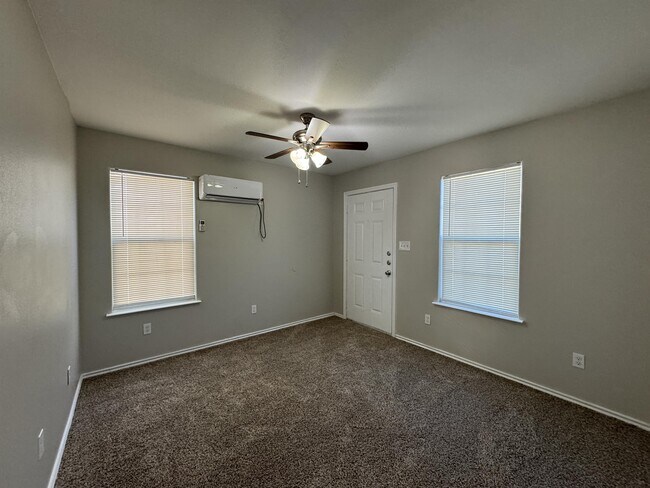 Building Photo - 1611 Caldwell St