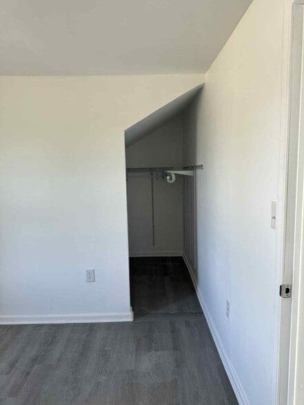 Building Photo - 4656 8th St