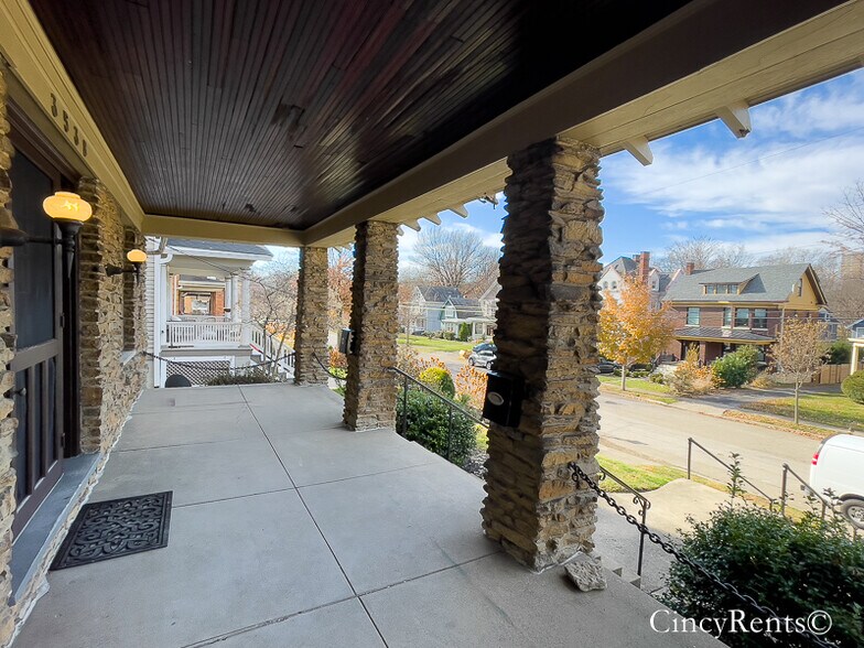 Building Photo - 3538 Burch Ave