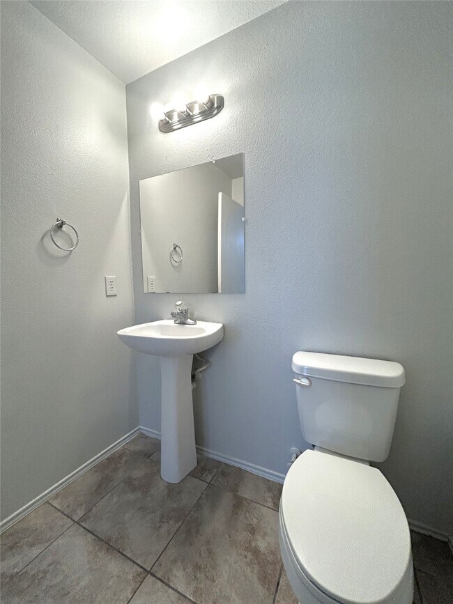 Building Photo - 18702 Desert Marigold Dr