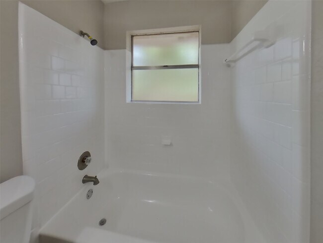 Building Photo - 7434 Tetela Dr