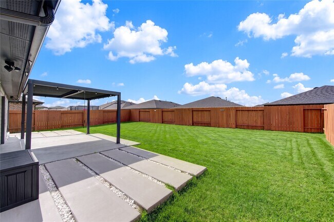 Building Photo - 29910 Ousel Falls Ln