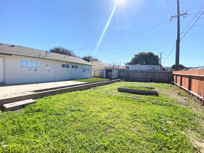 Building Photo - Gorgeous 3-Bedroom Home for Rent in Lompoc