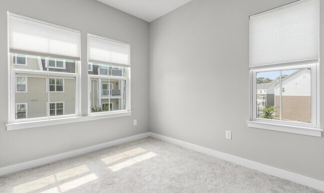 Building Photo - 446 Westport St