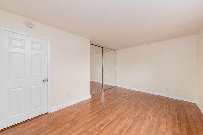 Building Photo - 3bd/2ba Single Story Vista Home With A/C