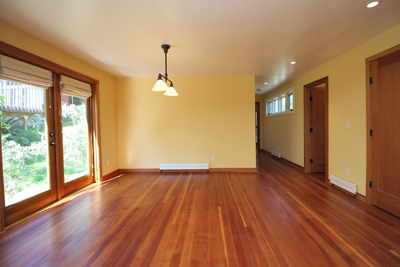 Building Photo - 9233 SW Brier Pl
