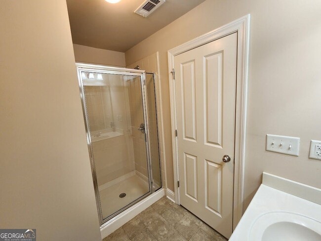 Building Photo - 10856 Ellicot Way
