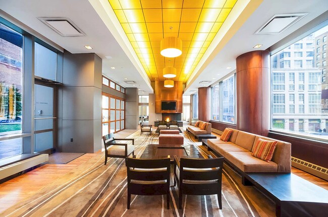 Building Photo - 735 6th Ave