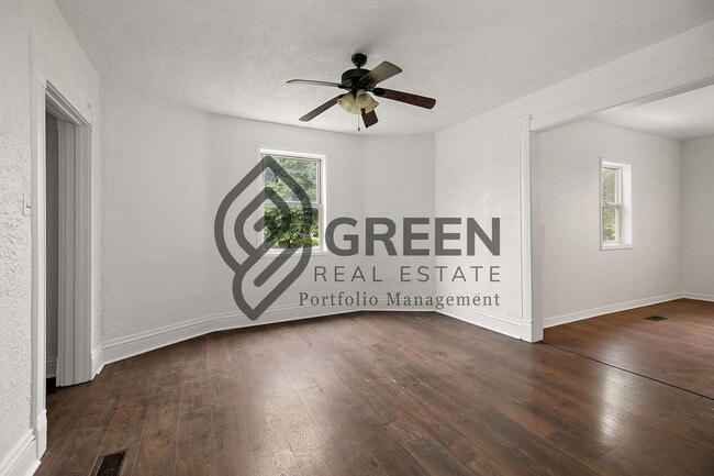 Building Photo - 3 bed/2 bath home for rent in Kankakee IL