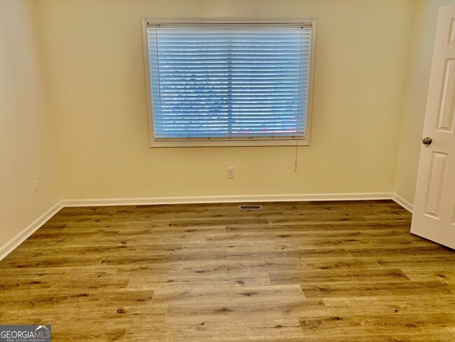 Building Photo - 322 Powder Springs St