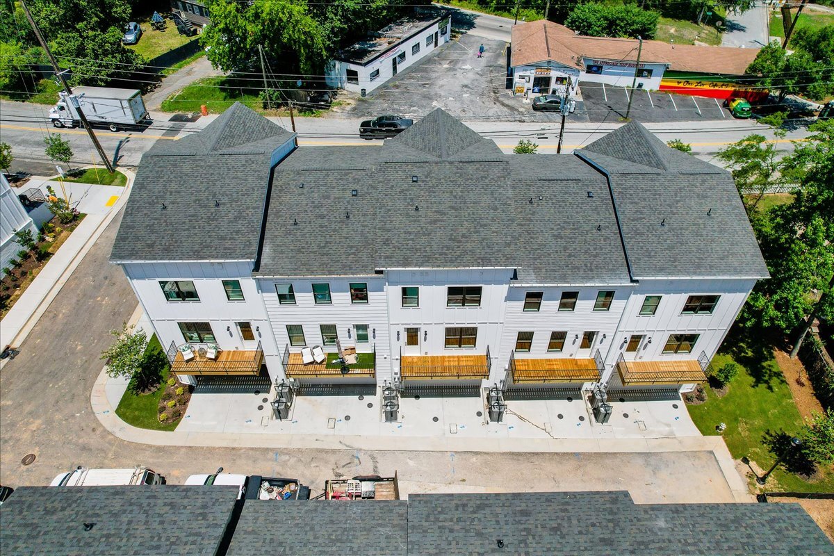 Building Photo - 2443 Sycamore Rd NW