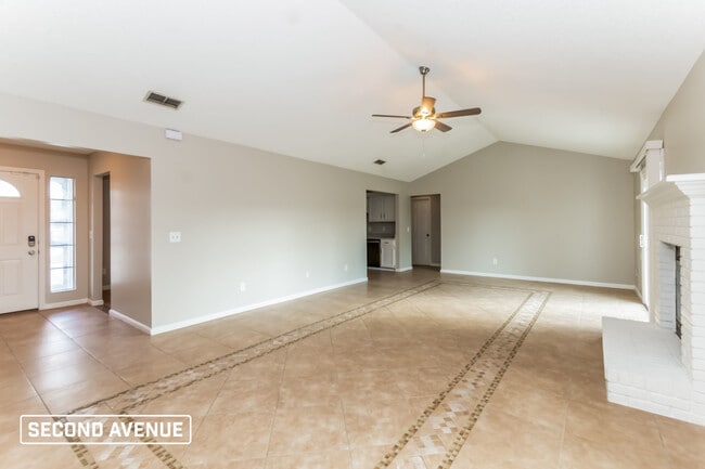 Building Photo - 8236 Hot Springs Dr N