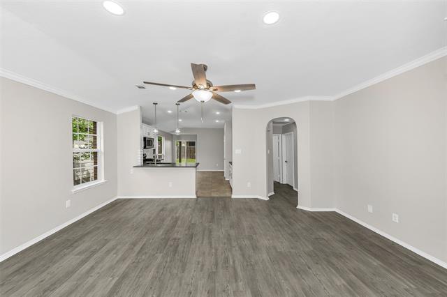 Building Photo - 2201 Sweetwood Dr