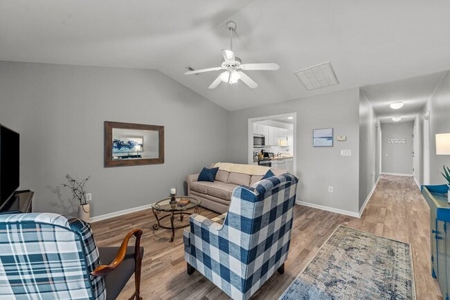 Building Photo - 2150 Oak Bend Dr