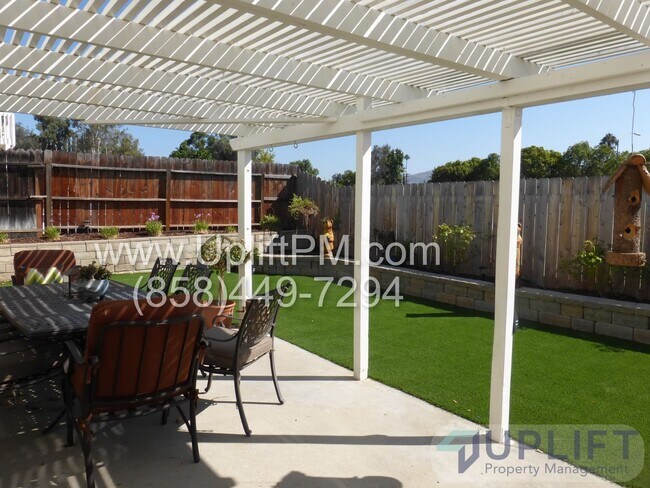 Building Photo - 14333 Sandown Ct