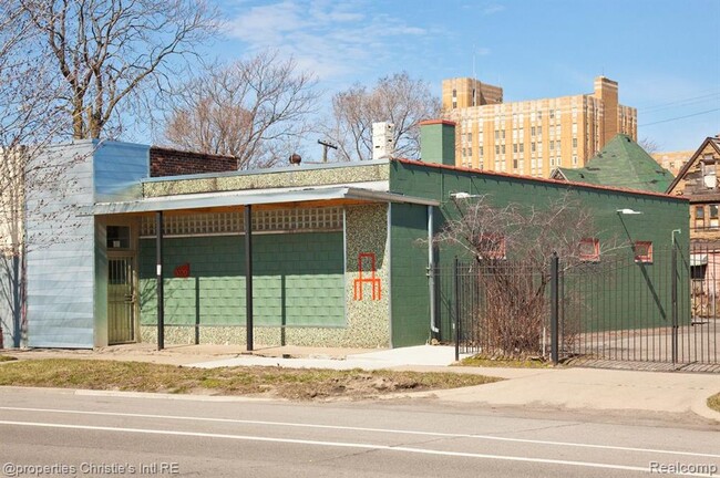 Building Photo - 3020 E Grand Blvd