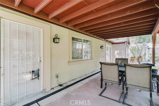 Building Photo - 2234 E Hillcrest Dr