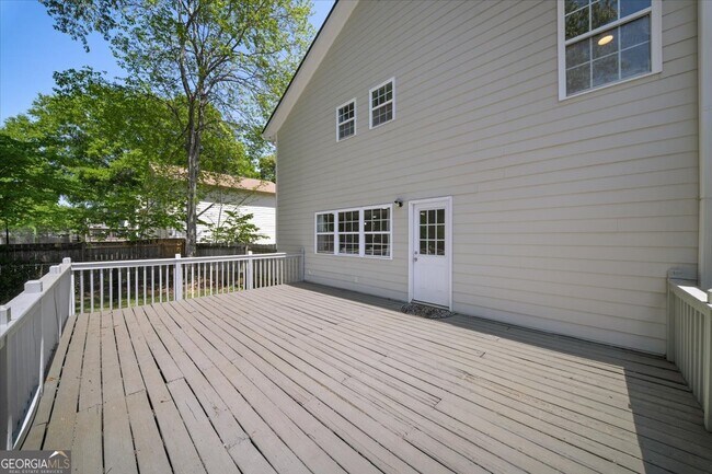 Building Photo - 103 Farmington Dr