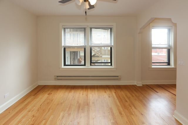 Building Photo - 617 W Patterson Ave