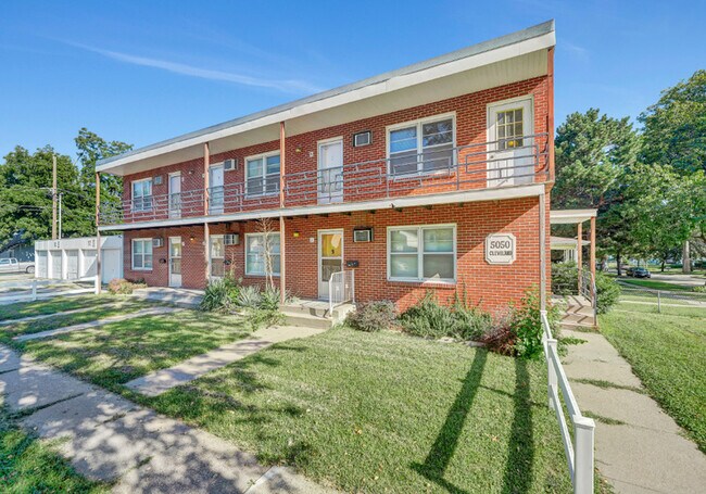 Building Photo - 5050 Cleveland Ave