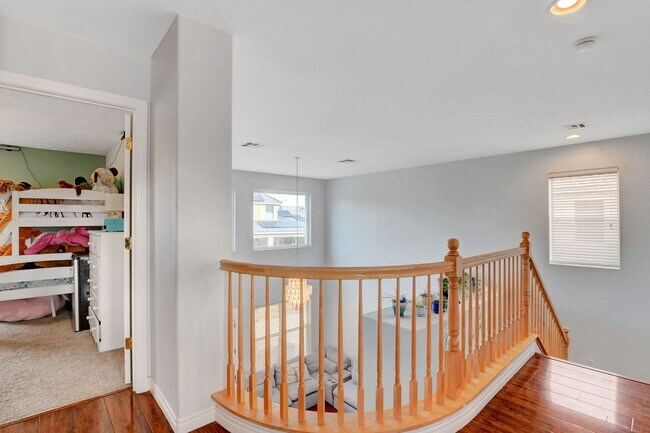 Building Photo - Spacious 4-Bedroom Home for Lease in Gated...