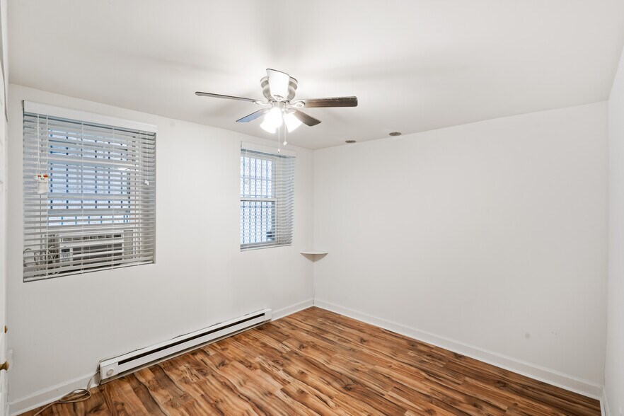 Building Photo - 1332 15th Street NW