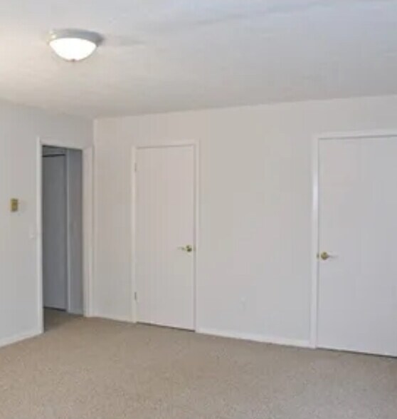 Building Photo - 120 Wooster St