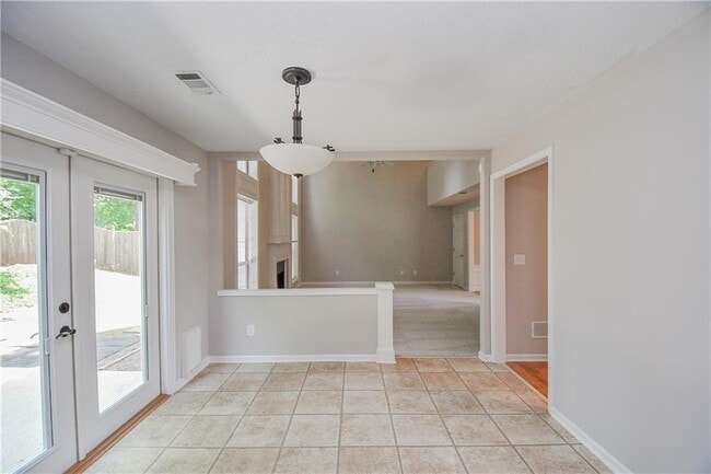 Building Photo - 11765 Carriage Park Ln