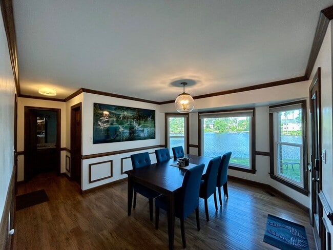 Building Photo - 805 De La Fayette Ct