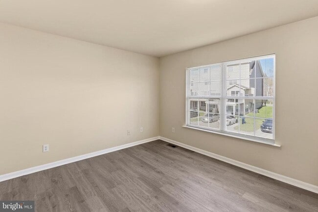 Building Photo - 4704 Denview Way