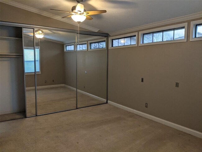 Building Photo - 3654 Fore Cir