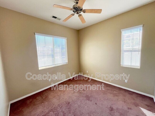 Building Photo - 43341 Parkway Esplanade W