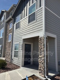 Building Photo - 7824 Woodmen Center Heights