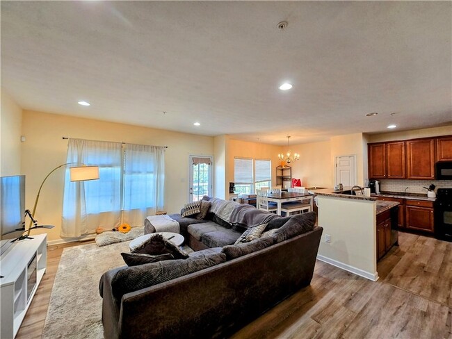 Building Photo - 809 Fairgate Drive