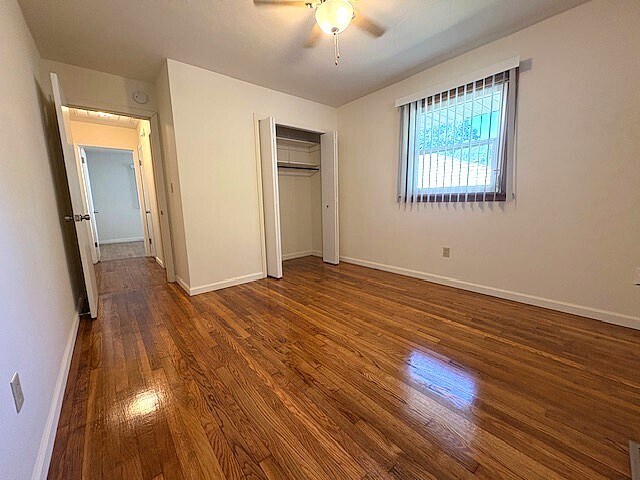 Building Photo - 1003 E McHenry St