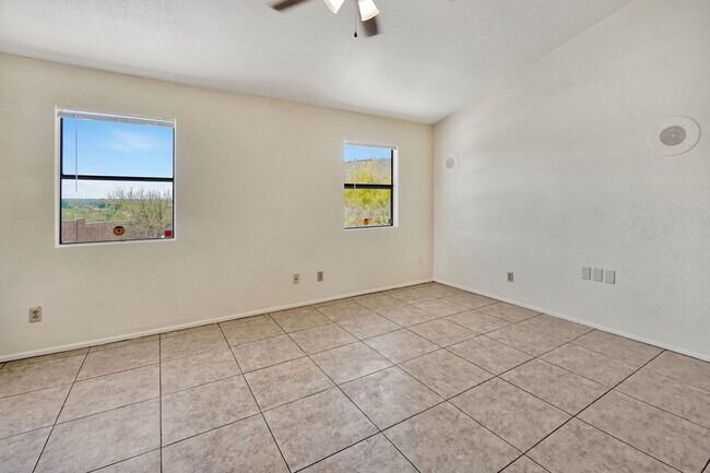 Building Photo - Pending/ Rented - Serene 3-bed 2-bath