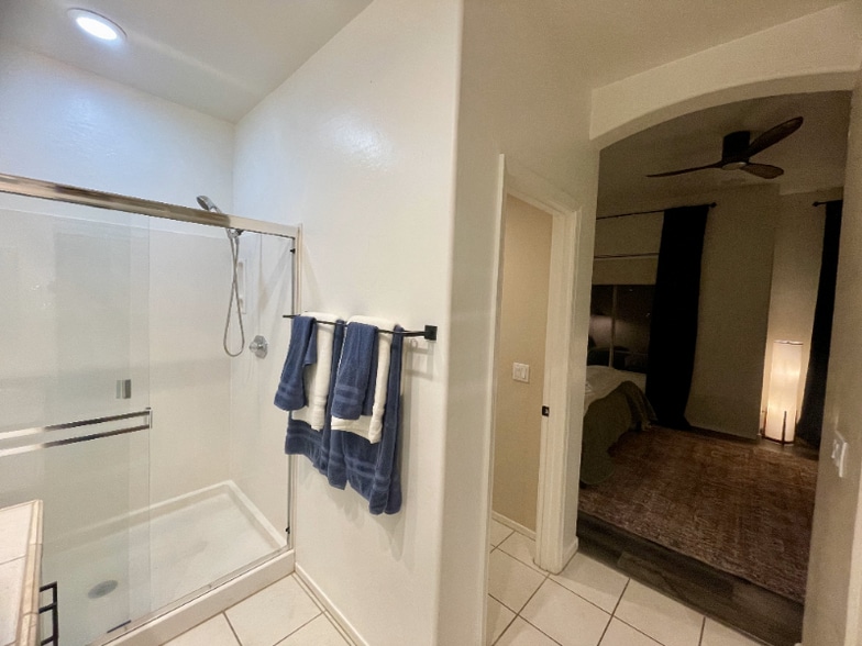 Building Photo - 8180 E Shea Blvd