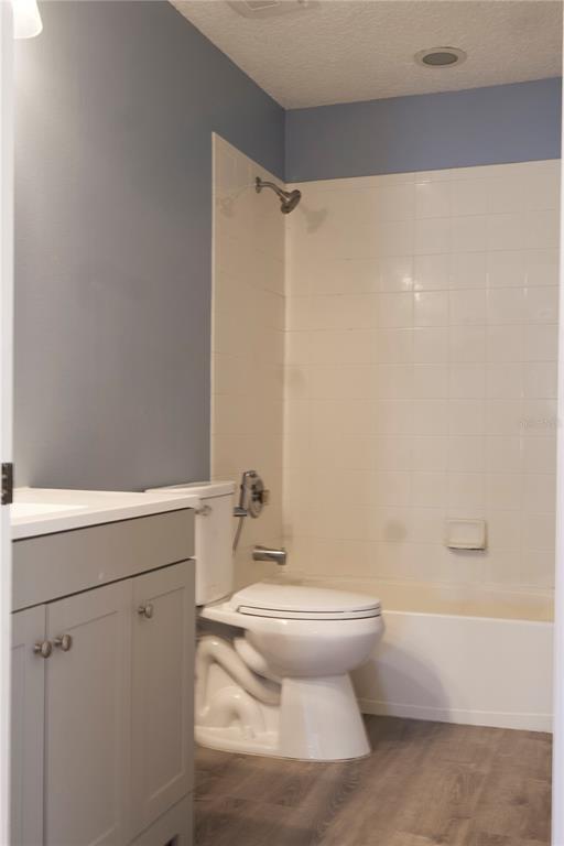 Building Photo - 10216 Oak Crest Rd