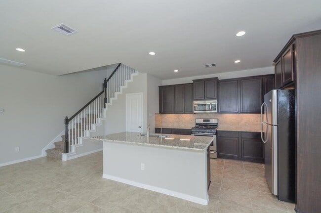 Building Photo - 3306 Rainflower Springs Ln